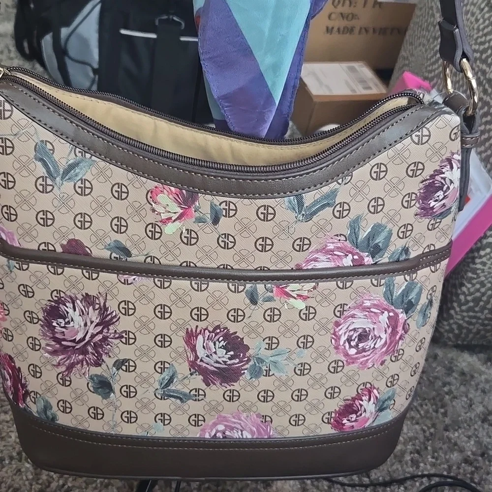 Floral Patterned Shoulder Bag